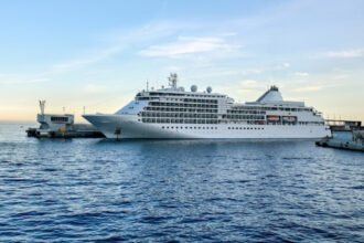 Croisière aux Caraïbes depuis la France : ce qu'il faut vraiment savoir avant de réserver